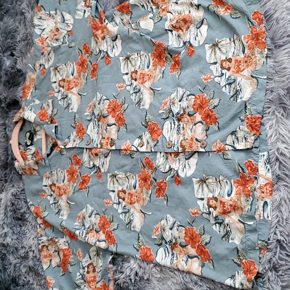 Tommy Bahama short sleeve Hawaiian shirt
